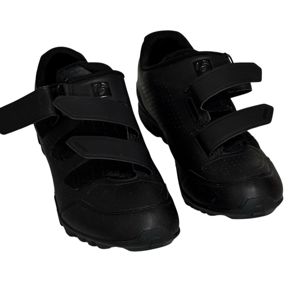BONTRAGER - ADORN STYLE - SIZE 10.5 - CYCLE / SPIN CLASS BIKING SHOES - BLACK-S5